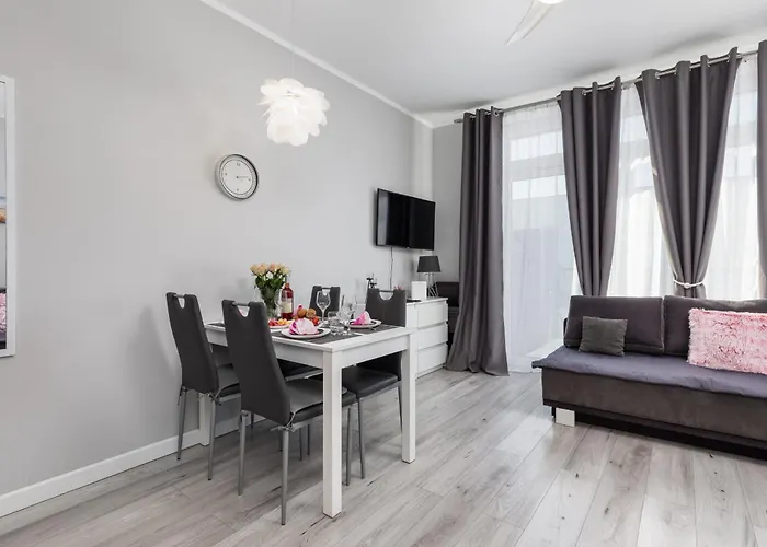 Paraiso Nadmorskie Studio Z Basenem I Parkingiem By Noclegi Renters